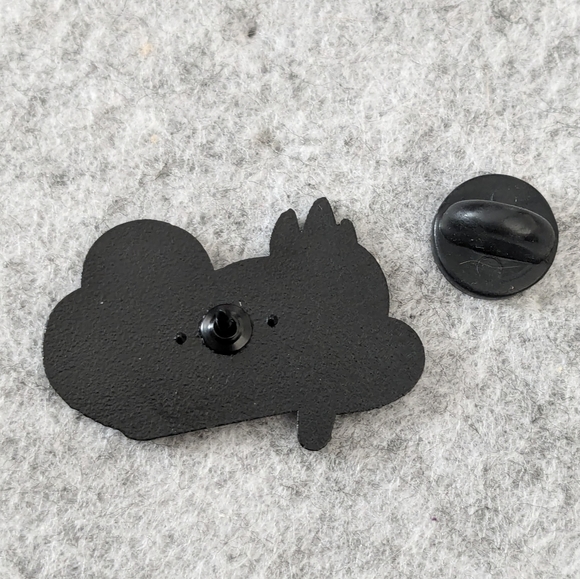 Cat and Plants Pin - Black Cat with Green Leaves - Picture 2 of 3